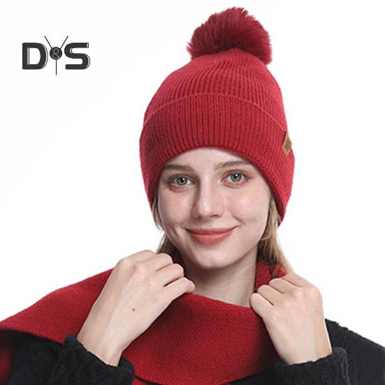 3 Pcs/Set Women Winter Hat Scarf Gloves Set Thick Knitted Ear Protection Cap Gloves Elastic Windproof Winter Outdoor Cycling Dome Beanie Neck Wrap