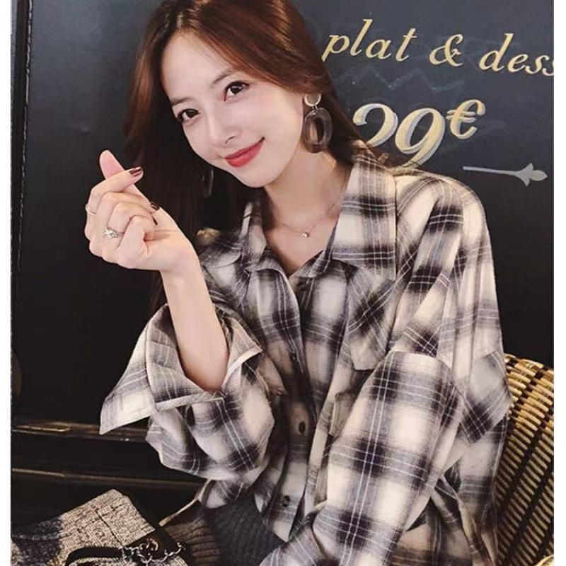 

Шикарная клетчатая рубашка Харадзюку - Женская в корейском ретро-стиле, весна 2025, с длинным рукавом, свободная куртка в гонконгском стиле 2XL