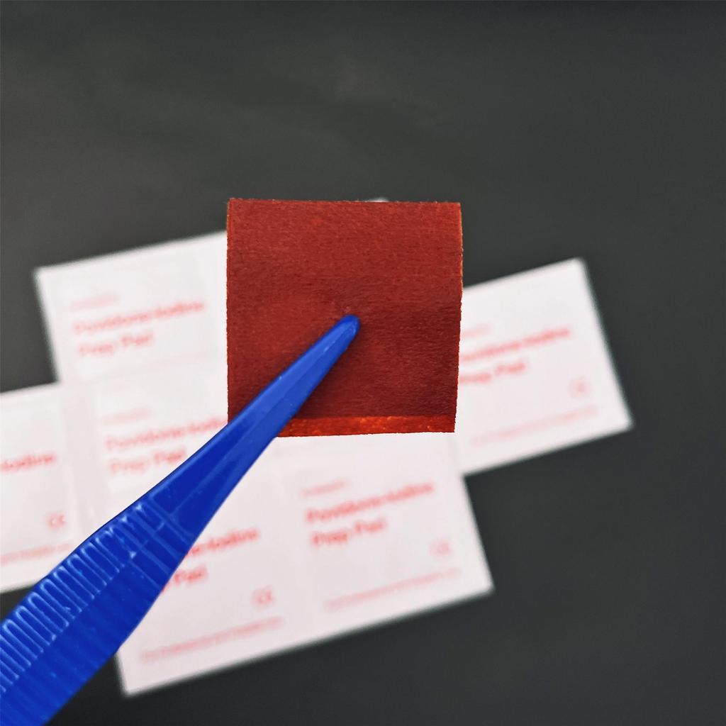 Povidone-Iodine Disinfectant Surface Wipes, 100/Box