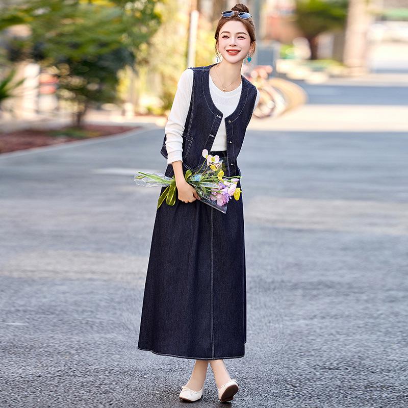 Women's Summer 2025 Dark Blue Denim Three-Piece Set: Short-Sleeved Shirt, Midi Skirt, and Suit Skirt in Korean Style