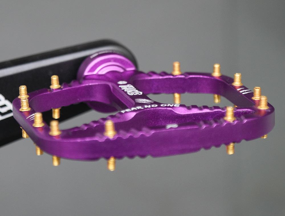 TANKE Lightweight Mountain Bike Pedals - Carbon Fiber, Anti-Slip, Waterproof, Wear-Resistant, Universal Fit