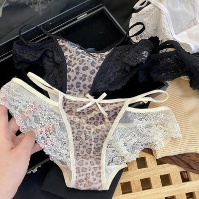 Lady Summer Pure Desire Lace Sexy Small Wild Leopard Hollow Honey Peach Hip Low Waist Triangle Briefs