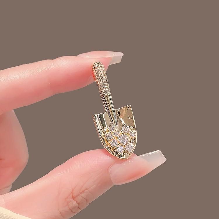 Matte Gold Pearl Wheat Ear Corsage Brooch for Women - High-End Versatile Pin with Anti-Exposure Design