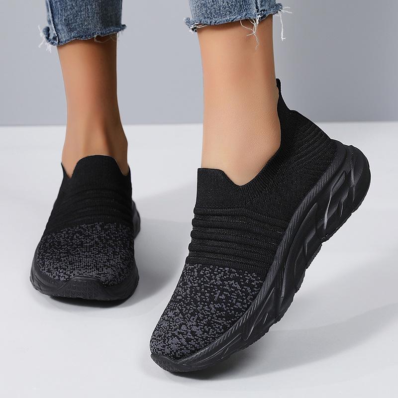 Fashion Plus Size Women's Sneakers Slip On Breathable Flats Casual Shoes Outdoor Lightweight Soft Bottom Non-slip Sports Running Shoes