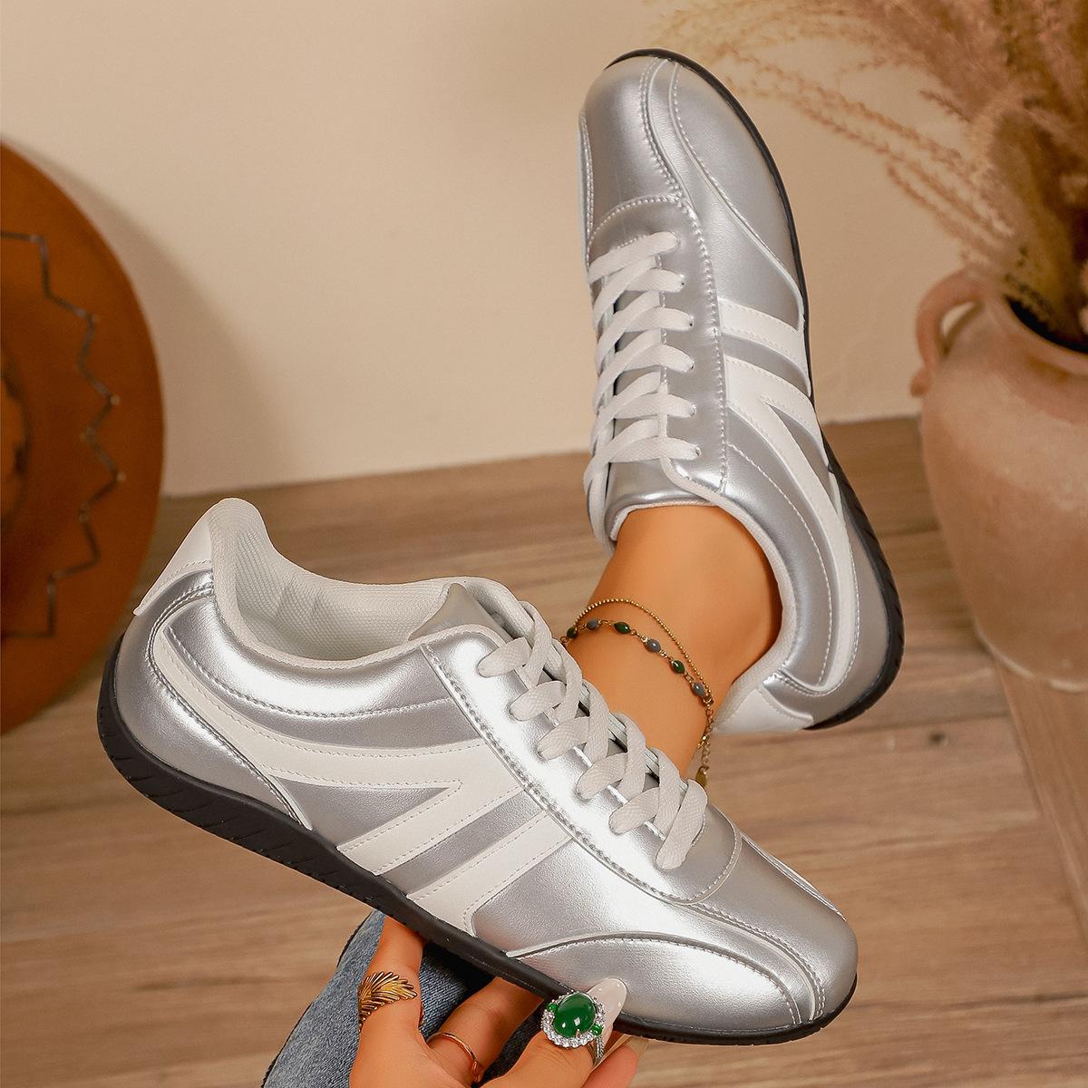 

2025 autumn new large size round head retro casual versatile flat bottom foreign trade casual shoes 43 серебряный