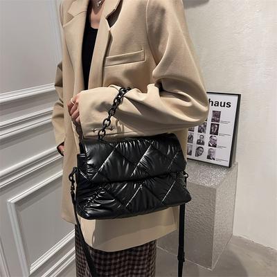 Trendy zimní péřová taška přes rameno pro ženy Luxusní designová řetízková crossbody péřová tote