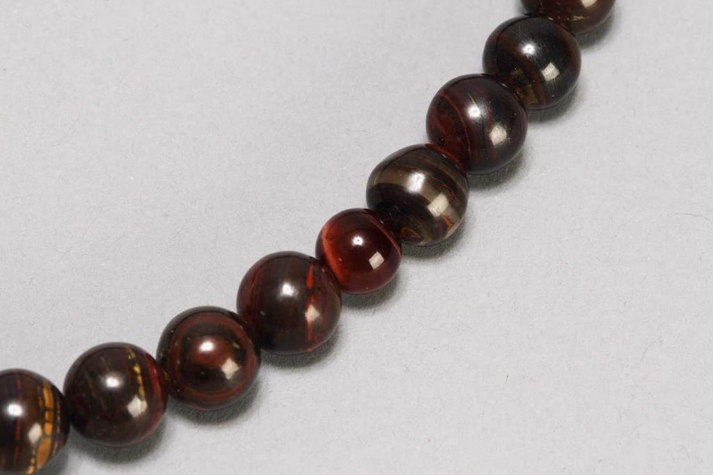 Prayer beads in iron tiger eye red tiger eye comes with a prayer bead domestically made handmade prayer beads that can be used by all sects prayer