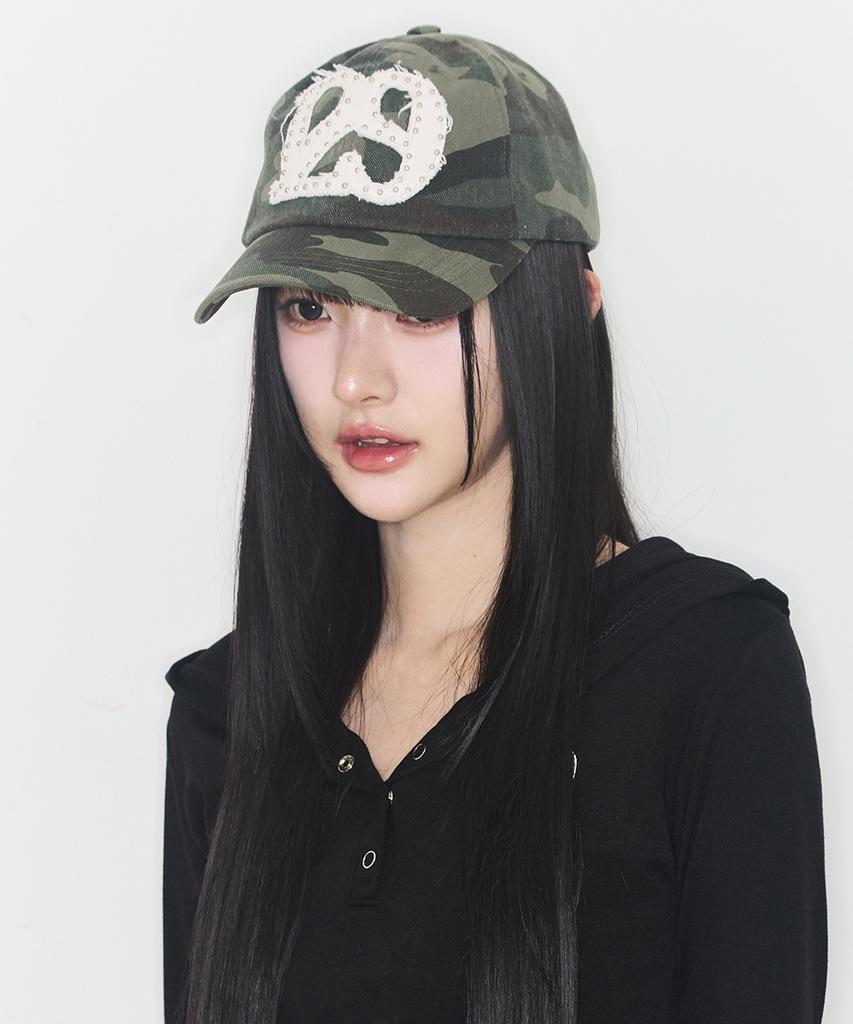 ILLIGO 129 Applique Studded Ball Cap Camo
