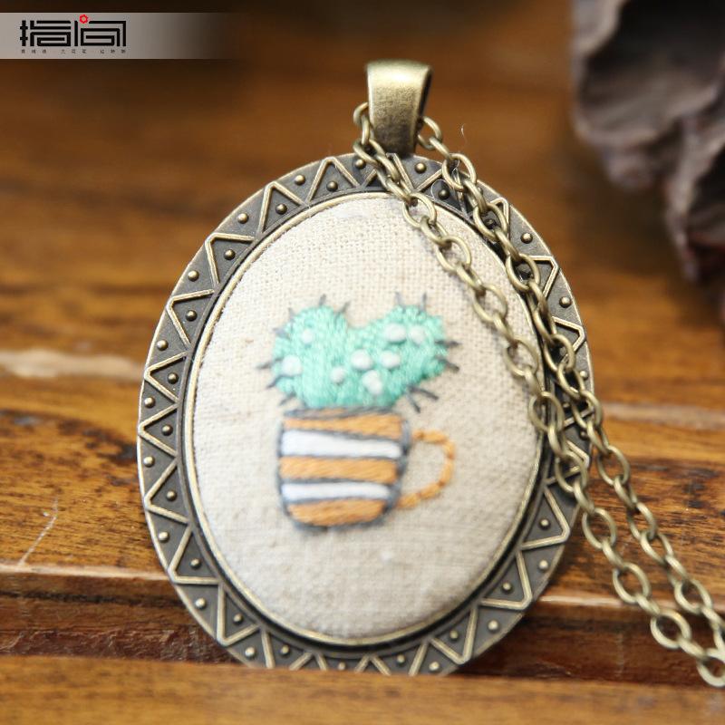 Hand Embroidered DIY Necklace Material Pack Fabric Flower Lu Embroidery Vintage Sweater Chain Fabric Embroidery