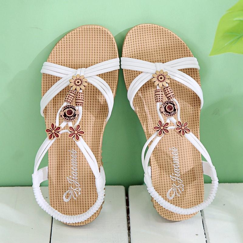 Summer New Women Flat Sandals Bohemia Flat Roman String Beads Sandals with Non Slip Ladies Daily Sandalia for Women