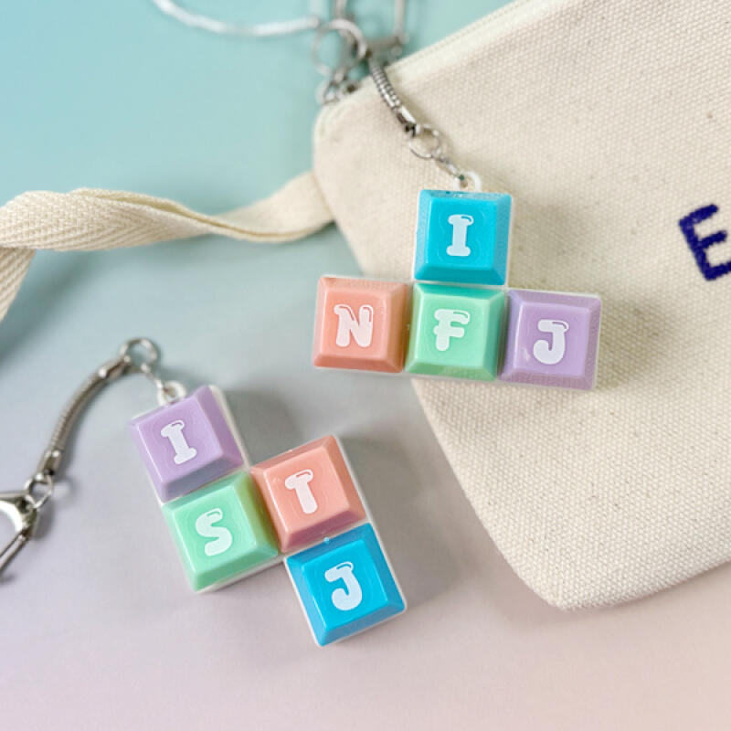 Make an MBTI Keyboard Keychain - 1-Person Set