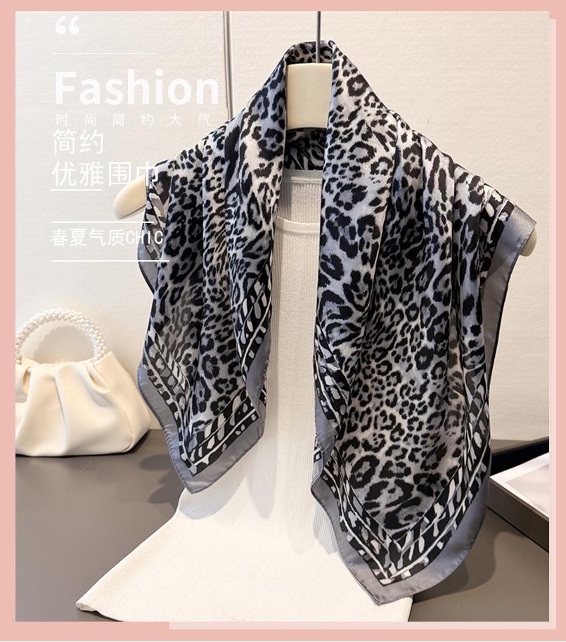Workplace versatile simulation silk printing square scarf shawl scarf high-end neck small square scarf headscarf silk scarf women