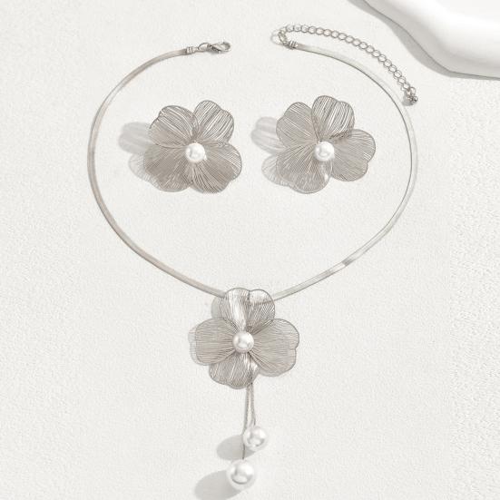 2Pcs/Set Women Necklace Earrings Set Hollow Flower Shape Imitation Pearl Decor Stud Earrings Adjustable
