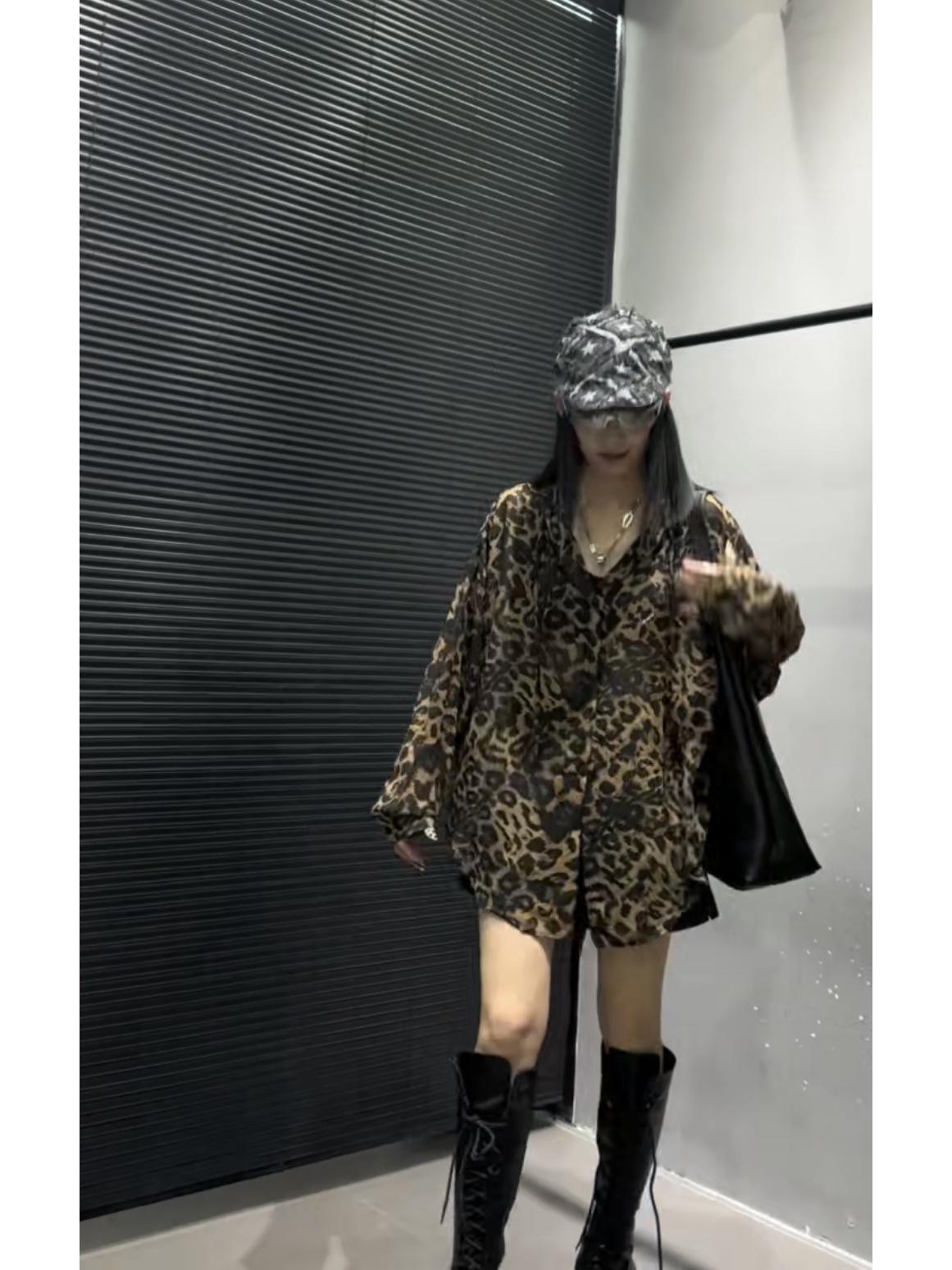 Spring 2026 European Leopard Print Tencel Cotton Women s Shirt with Letter Hot Drilling - Loose, Irregular Mid-Length Design One Size хаки