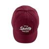 Kort bremmet myk topp brodert topphette kvinne liten langs amerikansk gate trendy merkepar solskjerming baseballcaps som viser lite ansikt