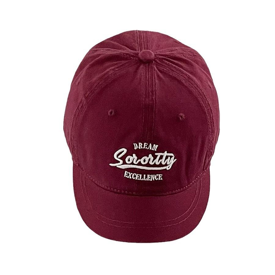 Kort bremmet myk topp brodert topphette kvinne liten langs amerikansk gate trendy merkepar solskjerming baseballcaps som viser lite ansikt