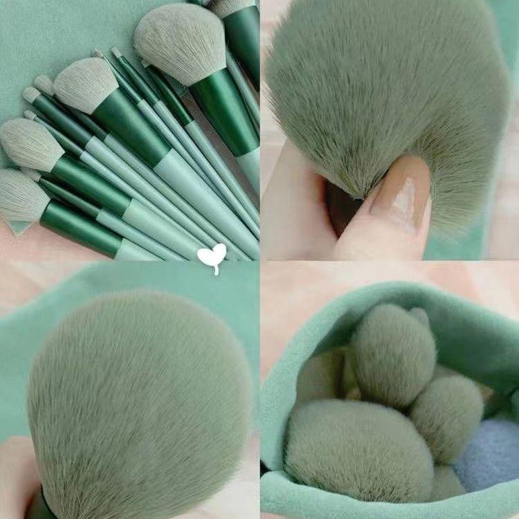 Portable 13-Piece Makeup Brush Set: Powder, Blush, Eyeshadow Brushes with Soft Bristles for Beginners