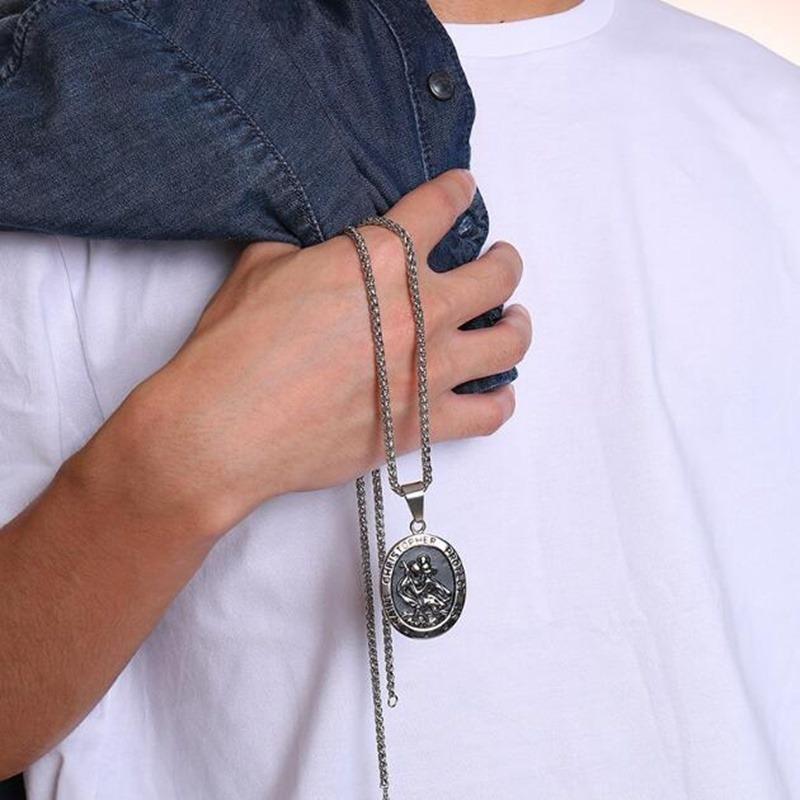 Vintage Personality St. Christopher Medal Pendant Necklaces for Men Women Classic Charm Casual Party Jewelry Holiday Gift