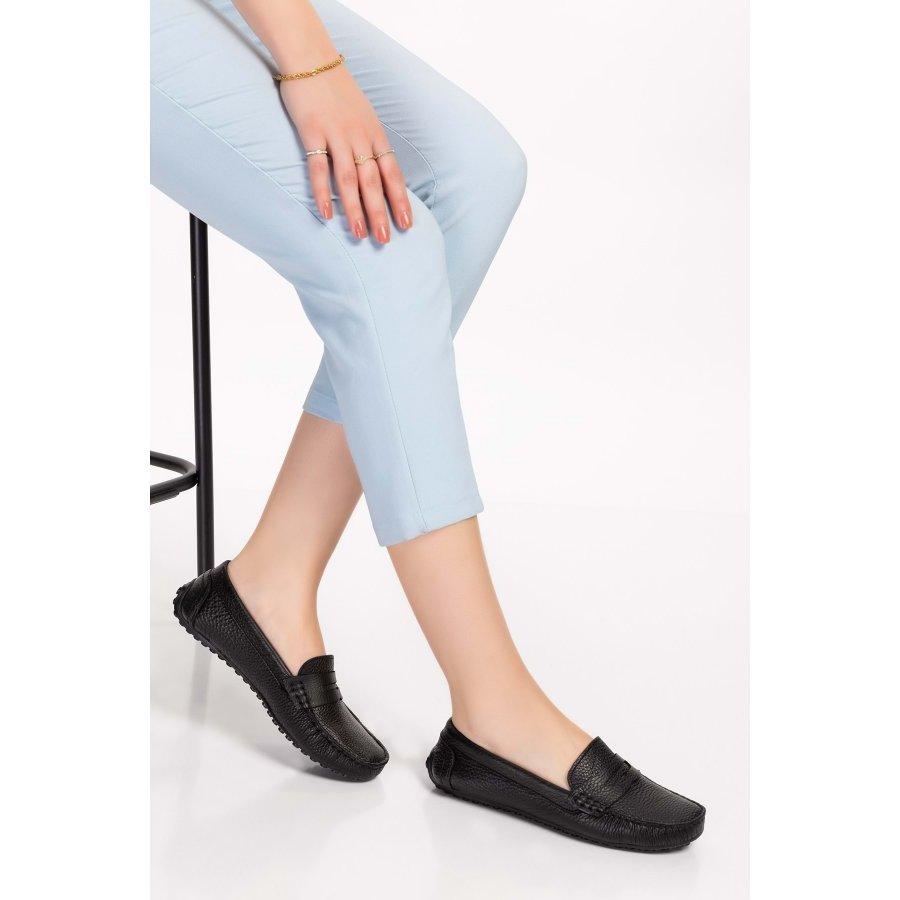 Damen-Freizeitschuhe aus echtem Leder