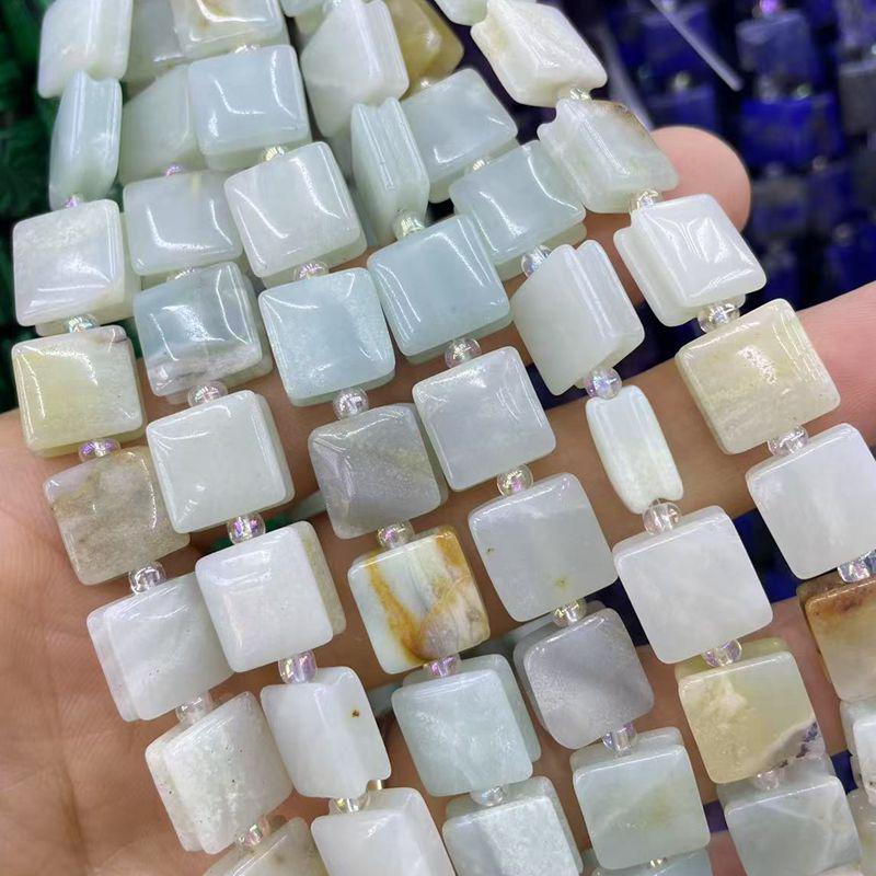 Naturstein Achat Kristall gerillte quadratische Schmuck-DIY-Accessoires, 10x10 unregelmäßige Stücke