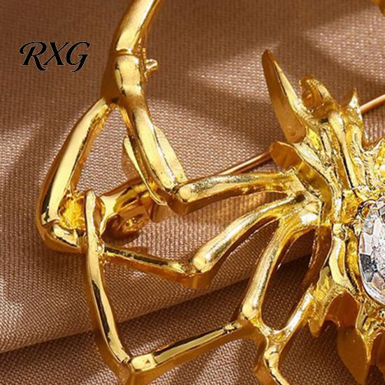 Spider Lapel Pin Rhinestone Brooch for Men Women, Shape Alloy Oxidation Resistant Pin, Sweater Cardigan Coat Clothing Accessories, Halloween