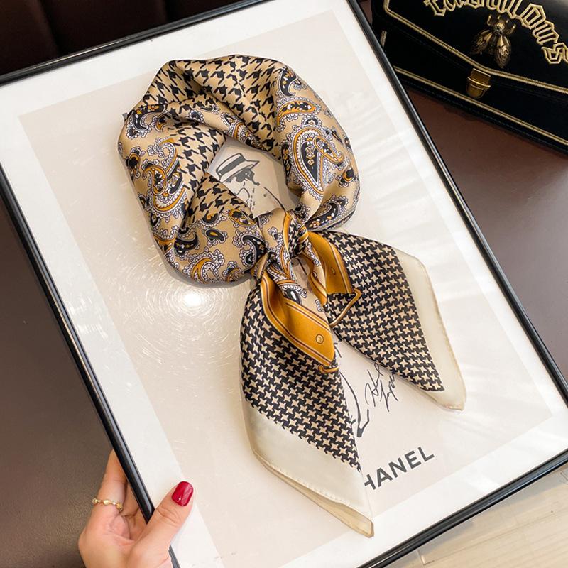 Schwarz-weiß gestreifter kleiner quadratischer Schal Seidenschal Damenkopftuch mit Hemd Professionelle Dekoration Nackenschutzschal Hals dünner Schal