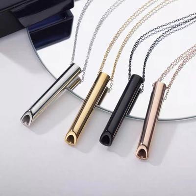 2024 neue Edelstahl Pfeife Halskette Unisex Langsames Atmen Dekompression Röhrenförmiger Anhänger Schmuck Pendler Party Geschenk