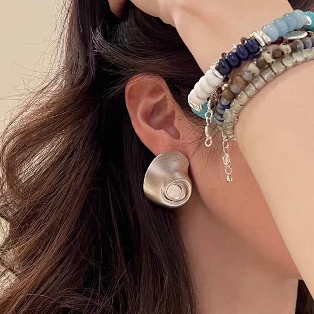Versatile Abstract Seashell Stud Earrings in 925 Silver - Minimalist Light Luxury