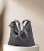 2025 Autumn/Winter Large Capacity Woven Vintage Shoulder Tote