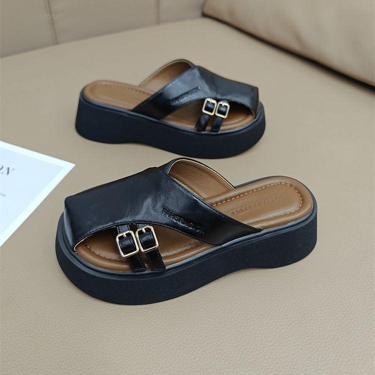 French Slippers Women's Summer Outer Wear 2025 New Korean Version Retro Temperament Casual Lazy Temperament Thick-bottomed Cool Slippers