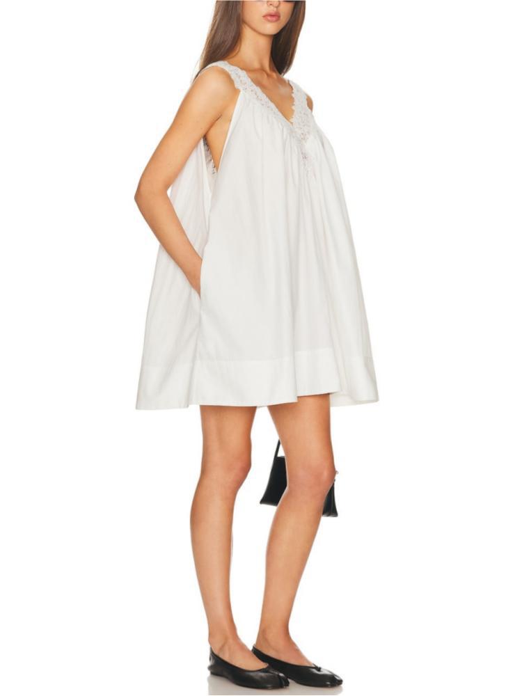 2026 European V-Neck Sleeveless Lace Patchwork Pleated Dress for Women