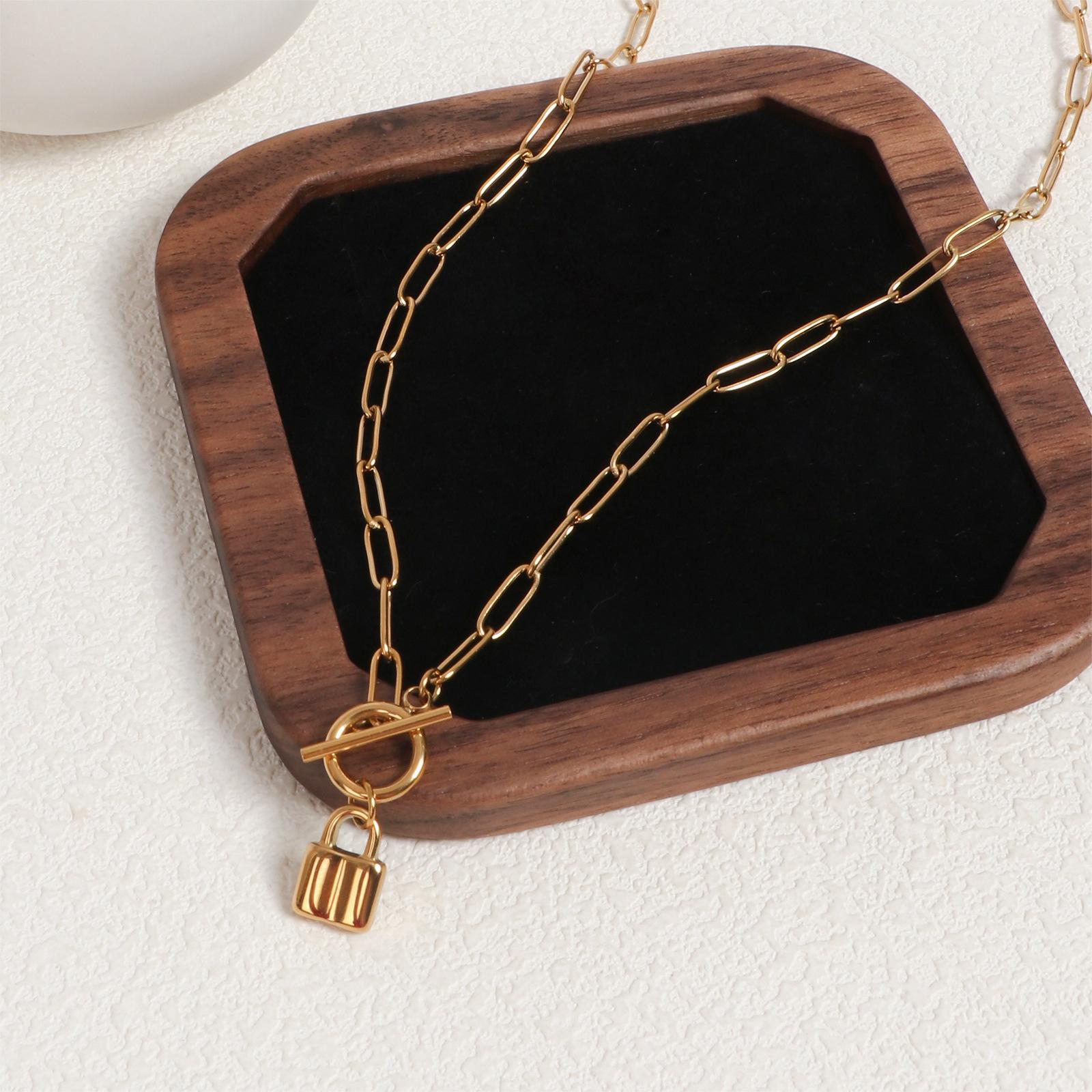 

Популярное женское ожерелье с универсальной высококачественной цепочкой-ключицей с подвеской Love