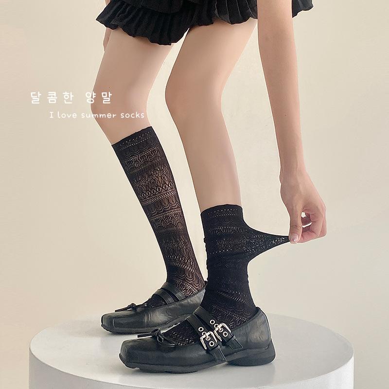 Sommer Dünne Einfarbige Spitze Ausgeschnitten Stapelsocken für Damen, Retro Ballettstil Kniehoch Nische, Schwarze Kniehohe Waden