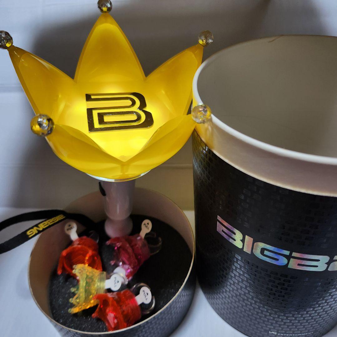 

[USED] Big Bang Korean Version 3 Light Stick with Bonus Ring Lights (4 Included)