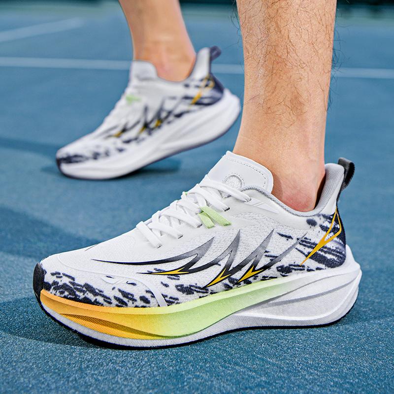Men's breathable outdoor casual sneakers four seasons light soft-sole speed running shoes fashion students racing sports shoes