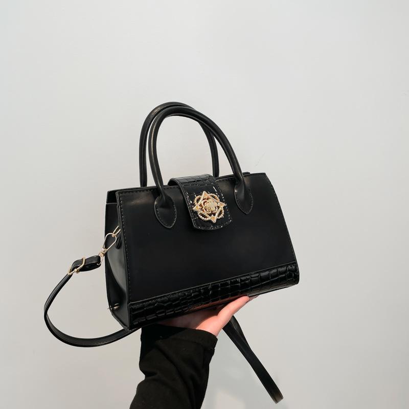 Solid color casual new crossbody fashion popular fashion retro texture winter portable small square bag women