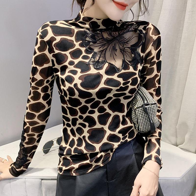 Hohl Semi-Rollkragen Langarm T-Shirt Damen Herbst und Winter Neues Temperament Bottoming Shirt Top