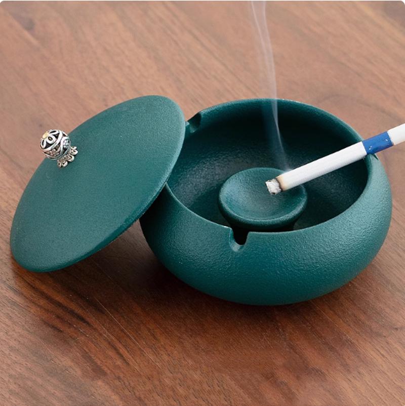 Retro Windproof Ceramic Ashtray with Lid Home Decor Accessories Ashtray Living Room Bar Cigarette Accessories Boyfriend Gift
