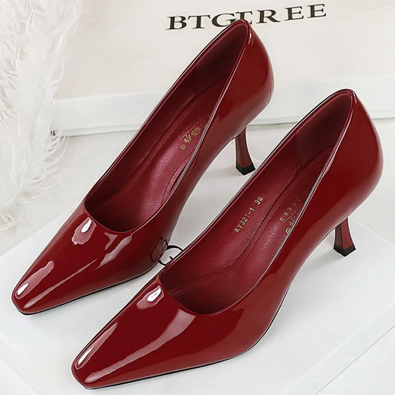 Women 7.5 cm Heels Patent leather Women Pumps Square head Kitten heels Stiletto Elegant banquet shoes Sexy party shoes
