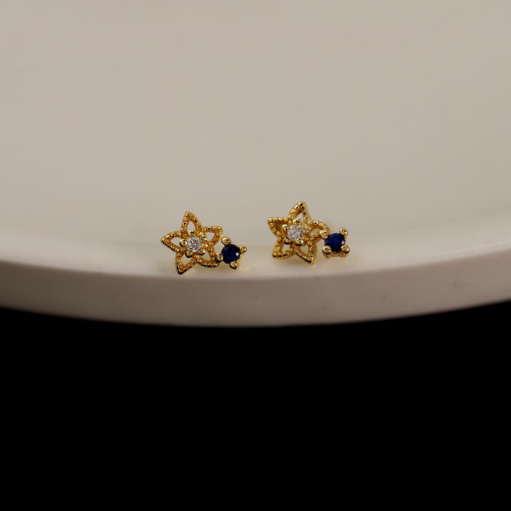 925 Sterling Silver French Simple Hollow Star Stud Earrings Women Light Luxury Temperament Wedding Jewelry Gift Silver