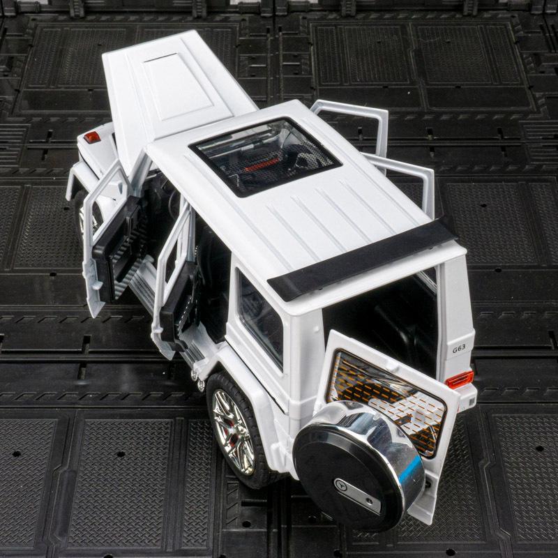 Jinlifang G63 Off-Road Alloy Model: Sound & Light, Six-Opening Doors, Pull-Back Feature for Kids