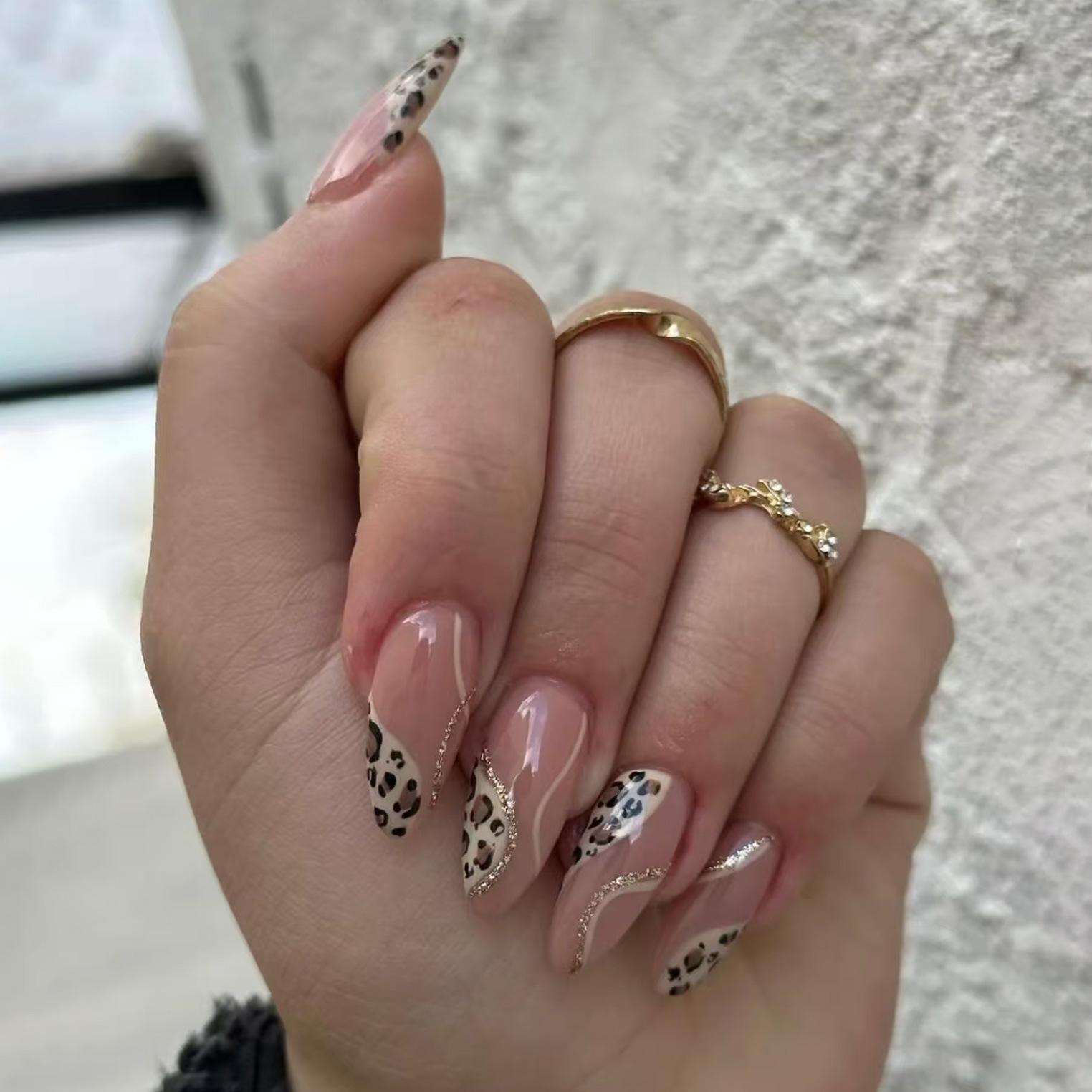 

24 шт. Простые французские накладные ногти с леопардовым принтом, с блестящими неровными линиями, миндалевидные, накладные ногти, полное покрытие, носимые