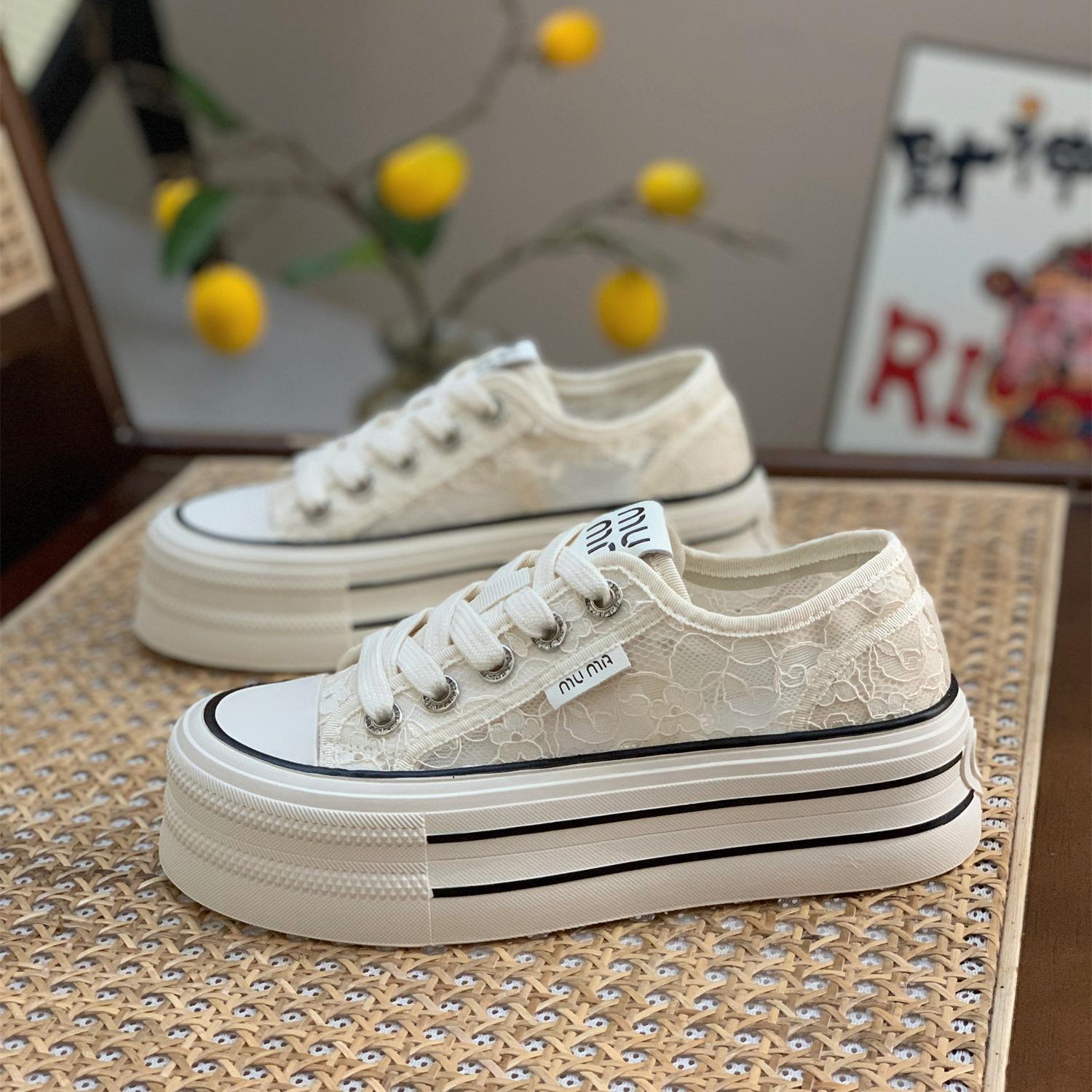 

Mesh breathable little white shoes women s 2025 new summer super fire platform canvas shoes niche versatile casual board shoes 40 белый
