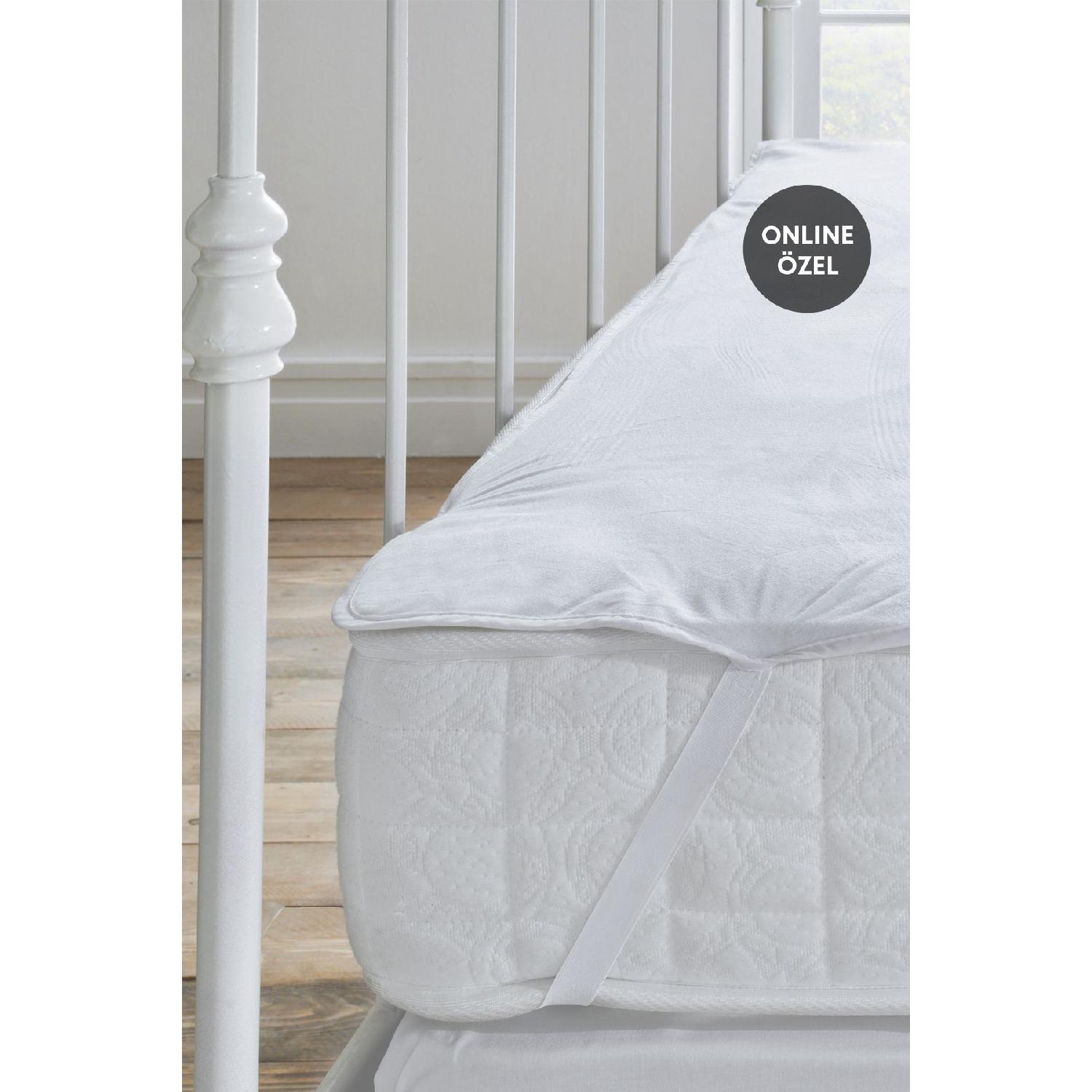 

Эластичный наматрасник Micro Fit 65 x 140 белый