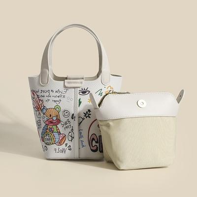 Niche Design New Women's Bag Versatile Bear Graffiti Vegetable Basket Printed Child Mother Portable Bucket Bag Messenger Bag Tide