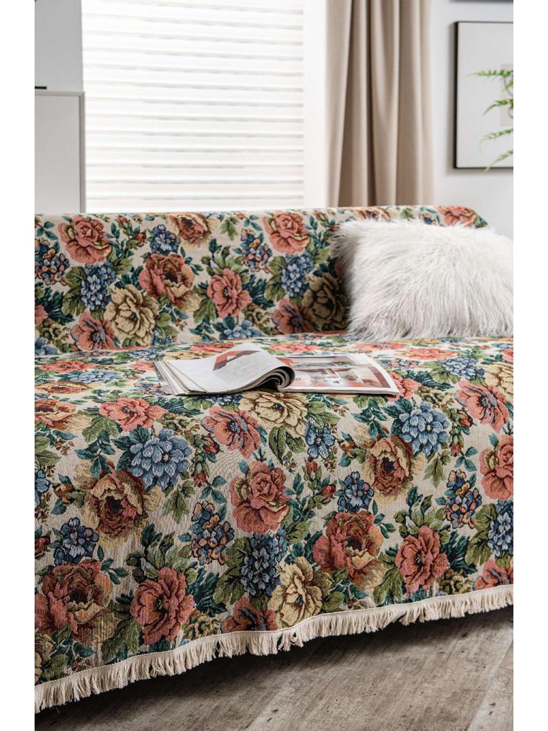 American Retro Non-Slip Stain-Resistant Jacquard Tassel Sofa Cover