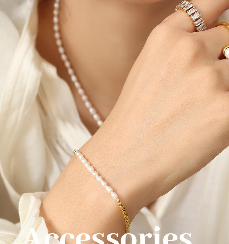 Korean Fashion Freshwater Pearl Bracelet with 18K Gold OT Clasp