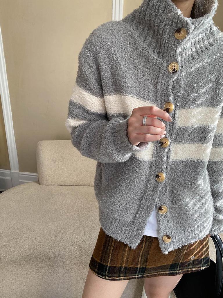 Cardigan tricotat cu dungi contrastante în două direcții Sinan SN6889