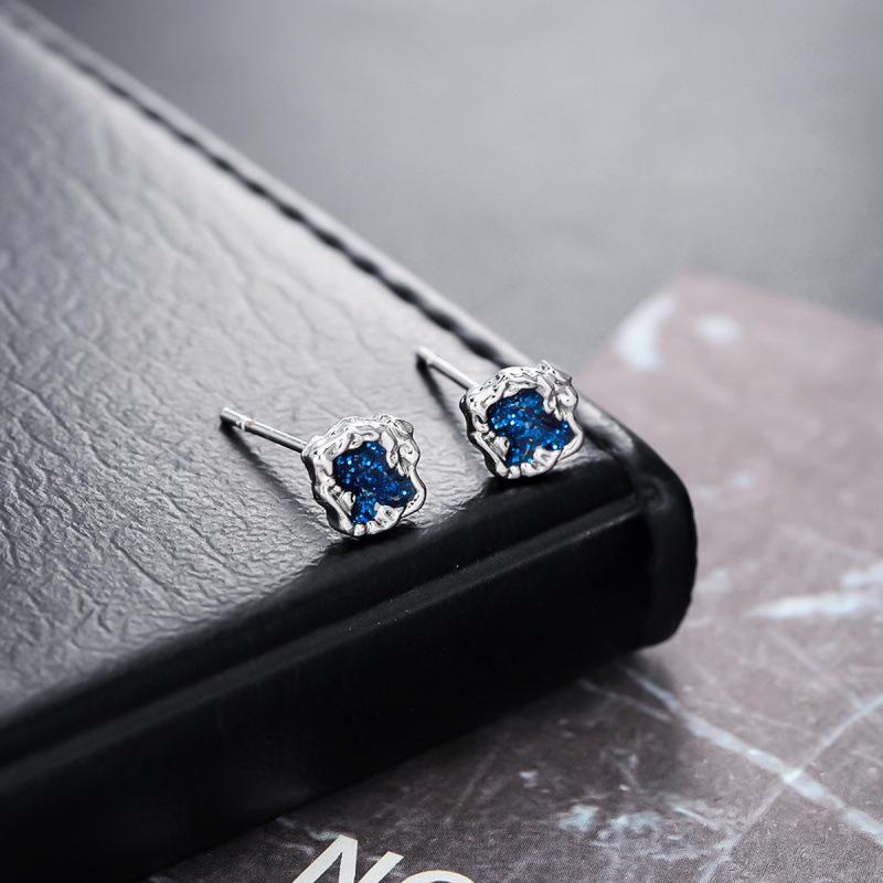 Irregular Oil Drip Earrings: Trendy, High-End, Unique Personality Design, Simple & Versatile Ear Accessories.
