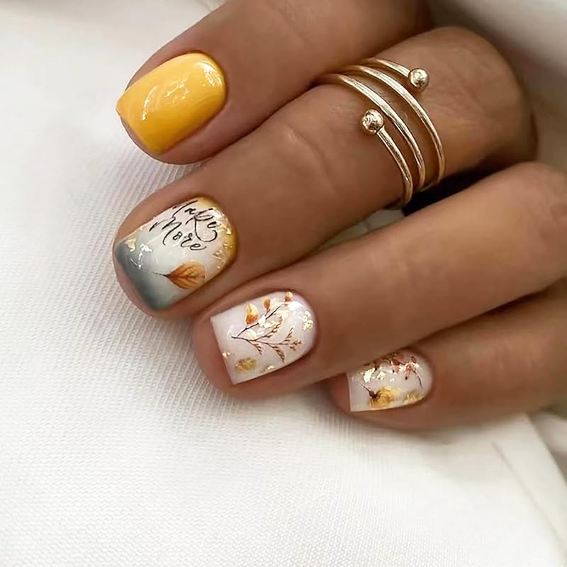 24 Pcs Maple Leaf Press On Nails Short Square Fall Leaves Fake Nails Glue On Nails Autumn Acrylic Nails with Gold Foil Designs Reusable Maple Leaves